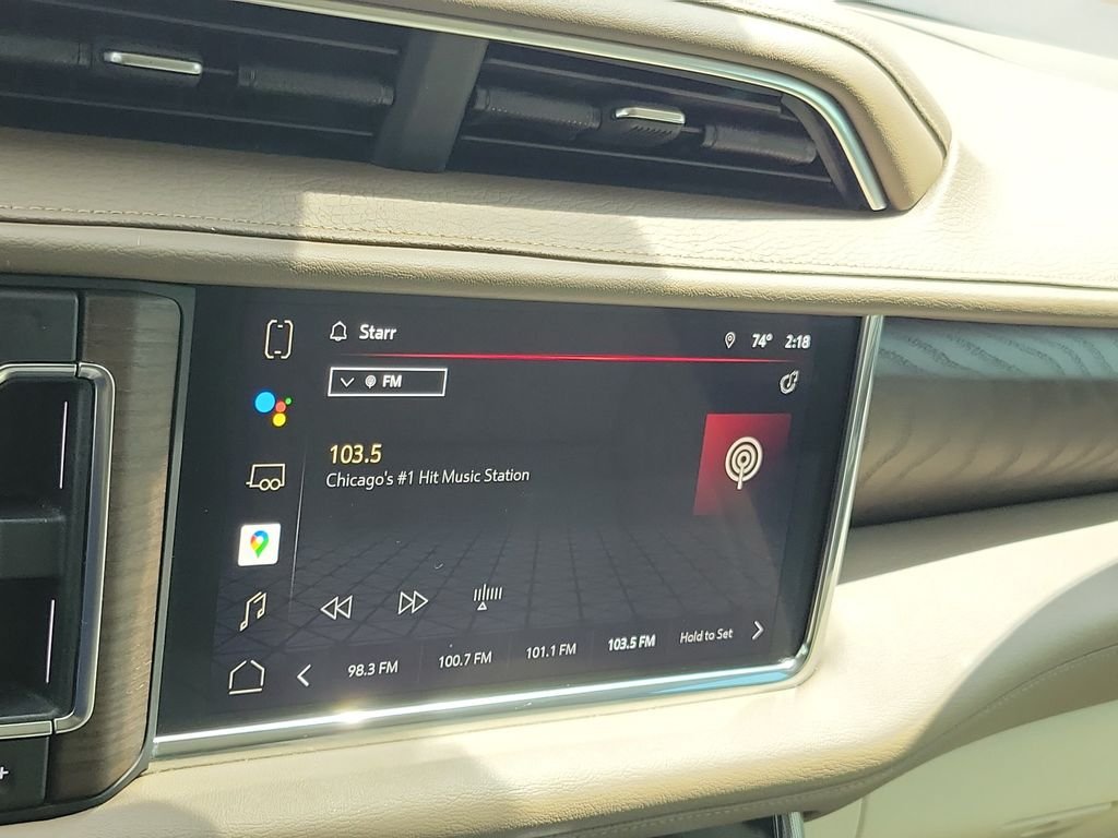 Used 2022 White GMC Denali image 29