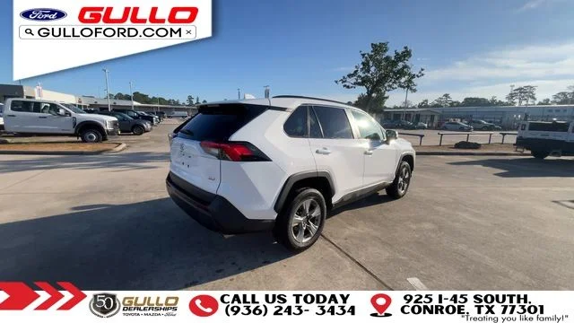 Certified Used 2025 Ice Toyota XLE image 8