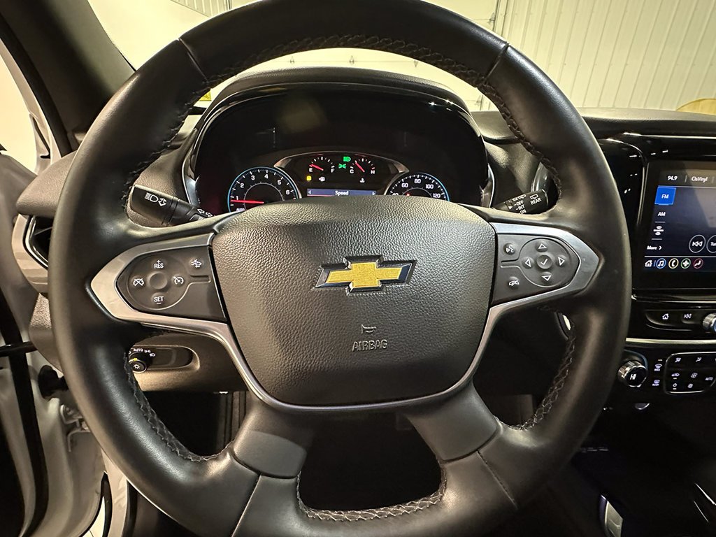 Used 2023 White Chevrolet LT image 33