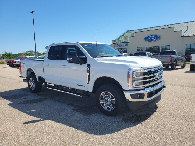 Used 2026 White Ford Lariat image 25