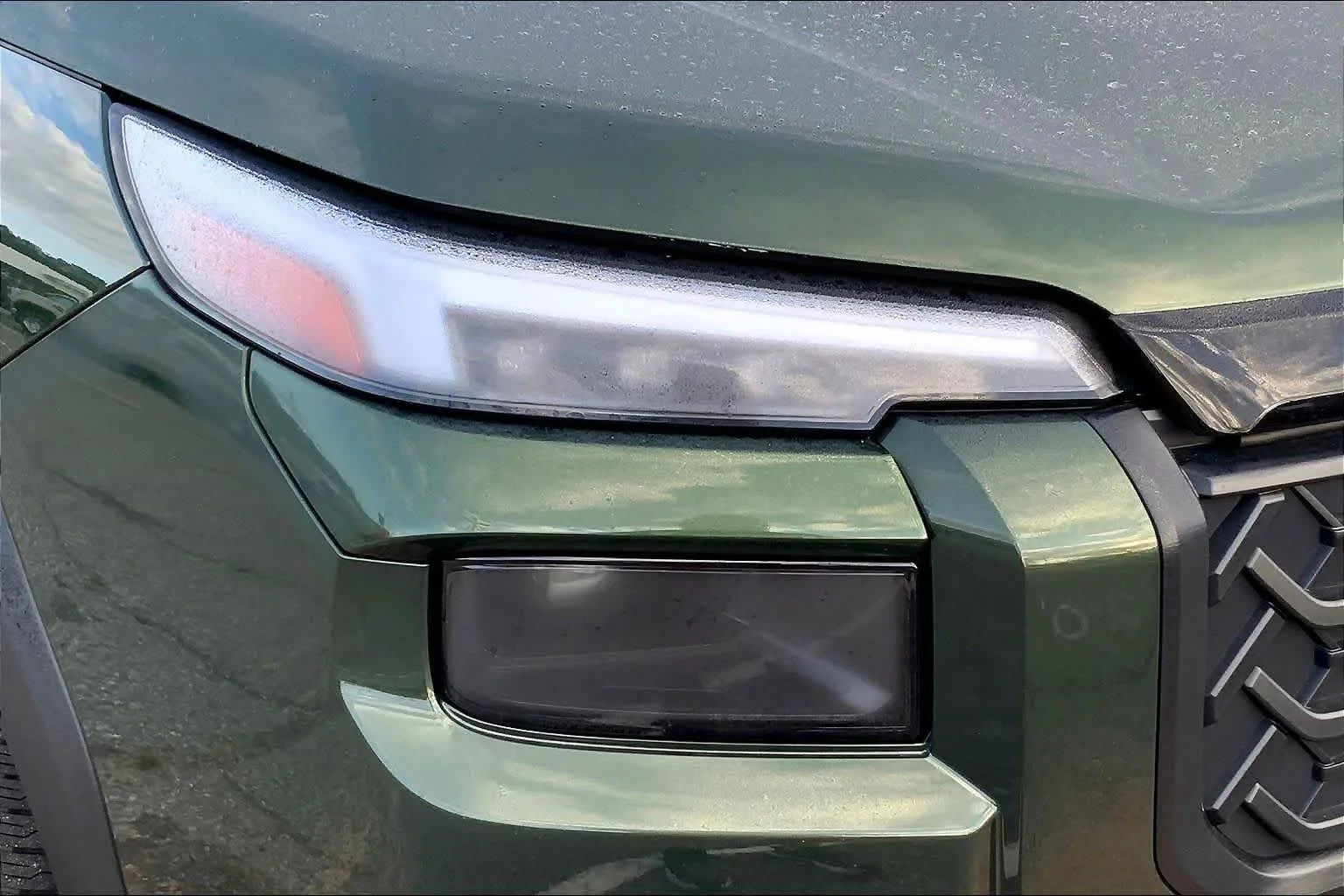 New 2026 DEEP EMERALD GREEN PEARL Subaru Limited image 13