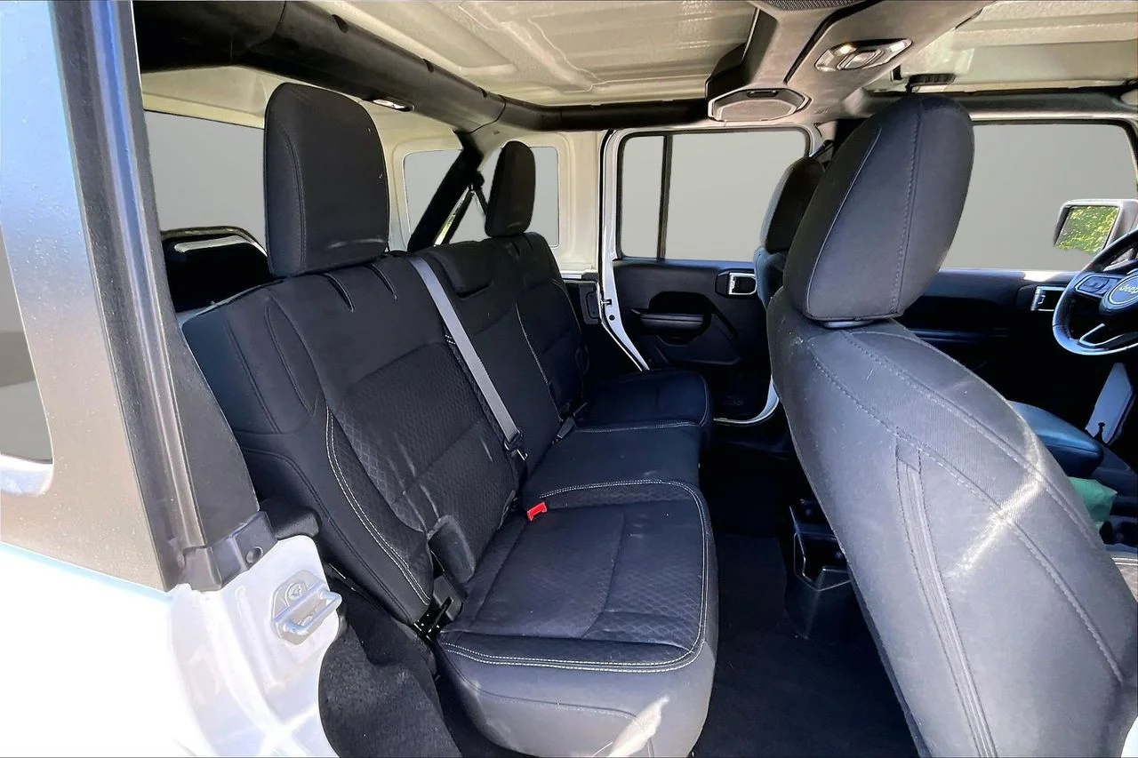 Used 2021 White Jeep Sport S image 24