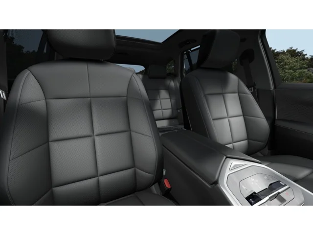 New 2027 Mineral White Metallic BMW 40 xDrive image 11