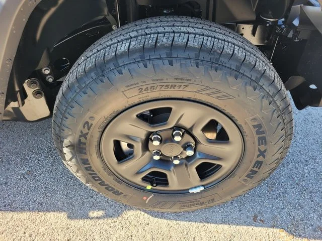 New 2026 Granite Crystal Metallic Clearcoat Jeep Sport image 16