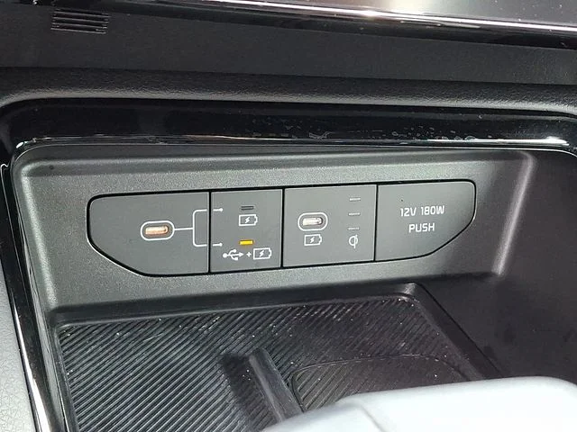 Used 2025 Blue Kia GT-Line image 31