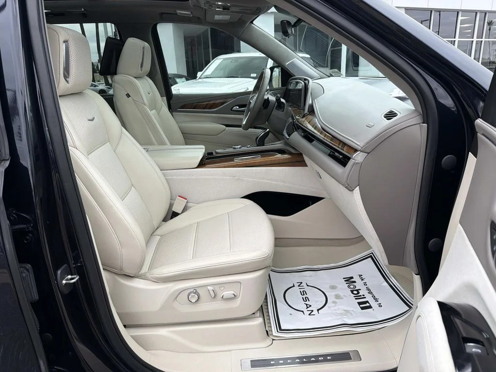 2023 Cadillac Escalade Premium Luxury Platinum - Photo 29