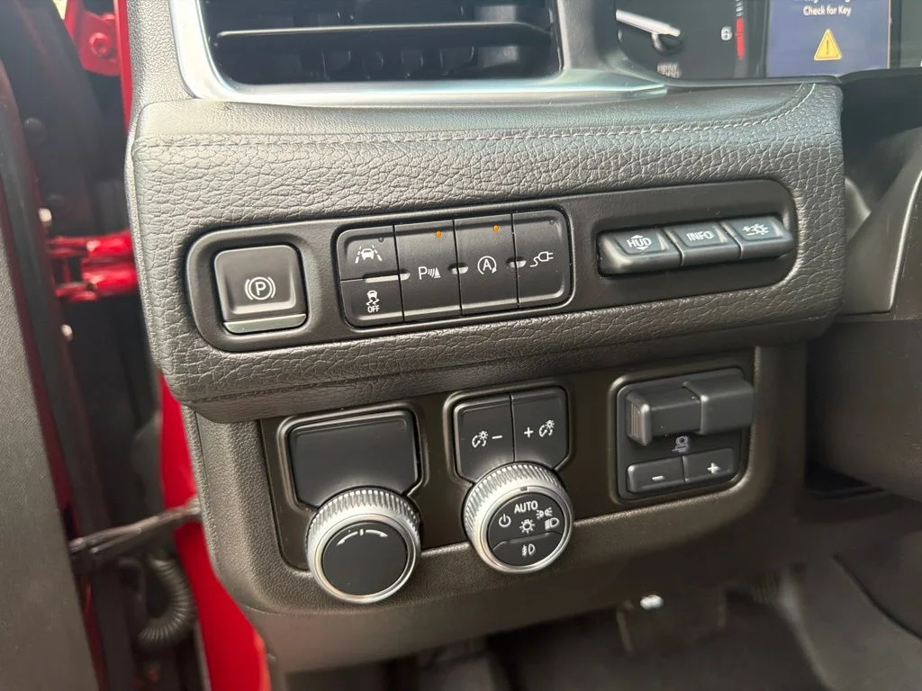 Used 2021 Cayenne Red GMC Denali image 16