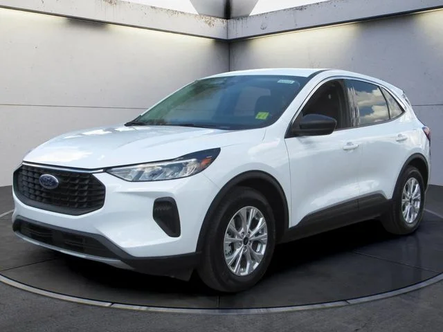Used 2023 Oxford White Ford Active image 1