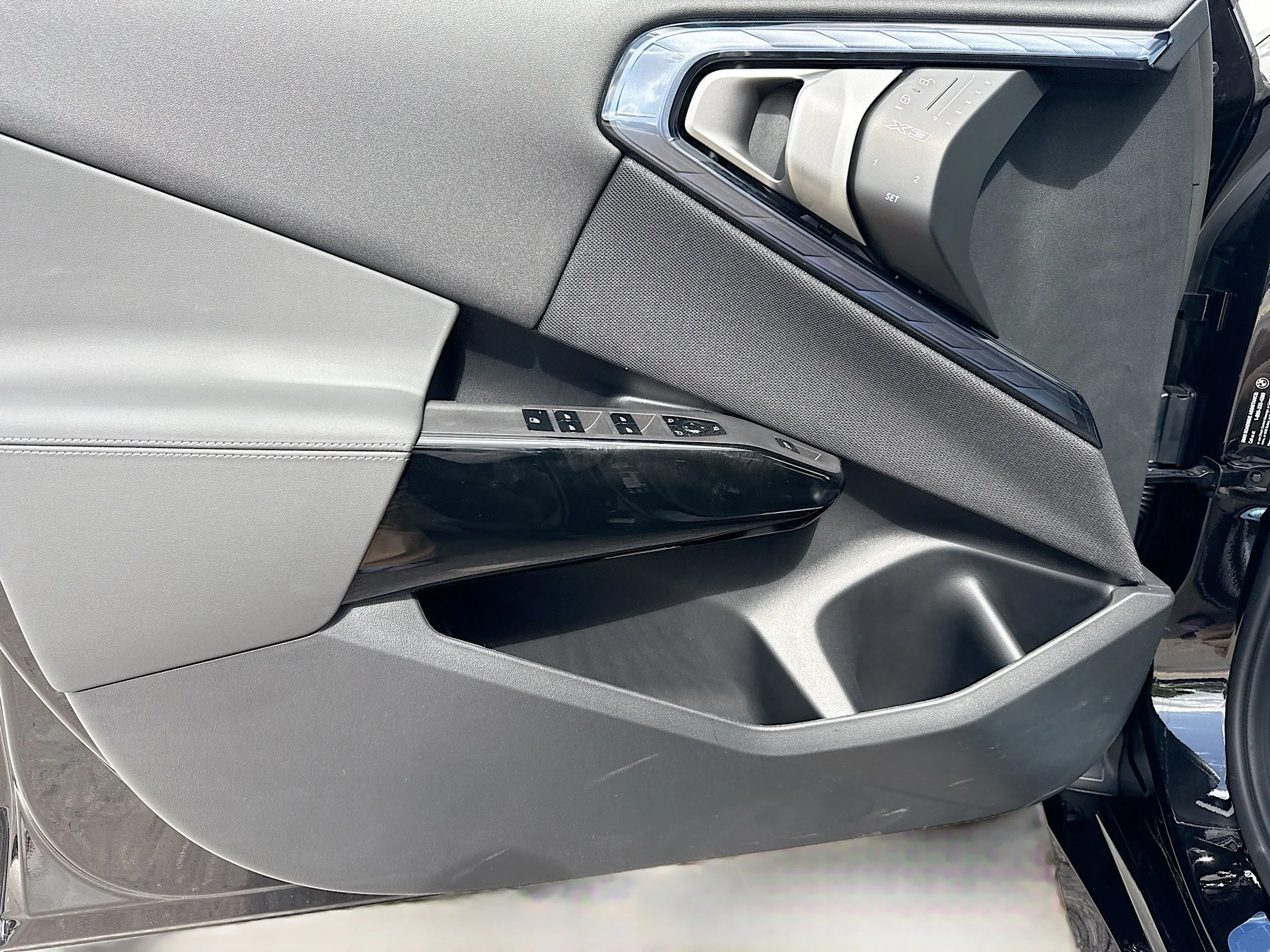 New 2026 Black Sapphire Metallic BMW 30 xDrive image 22