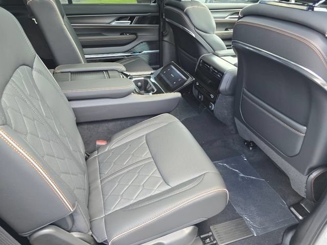 New 2026 Silver Zynith Jeep Summit Reserve image 40