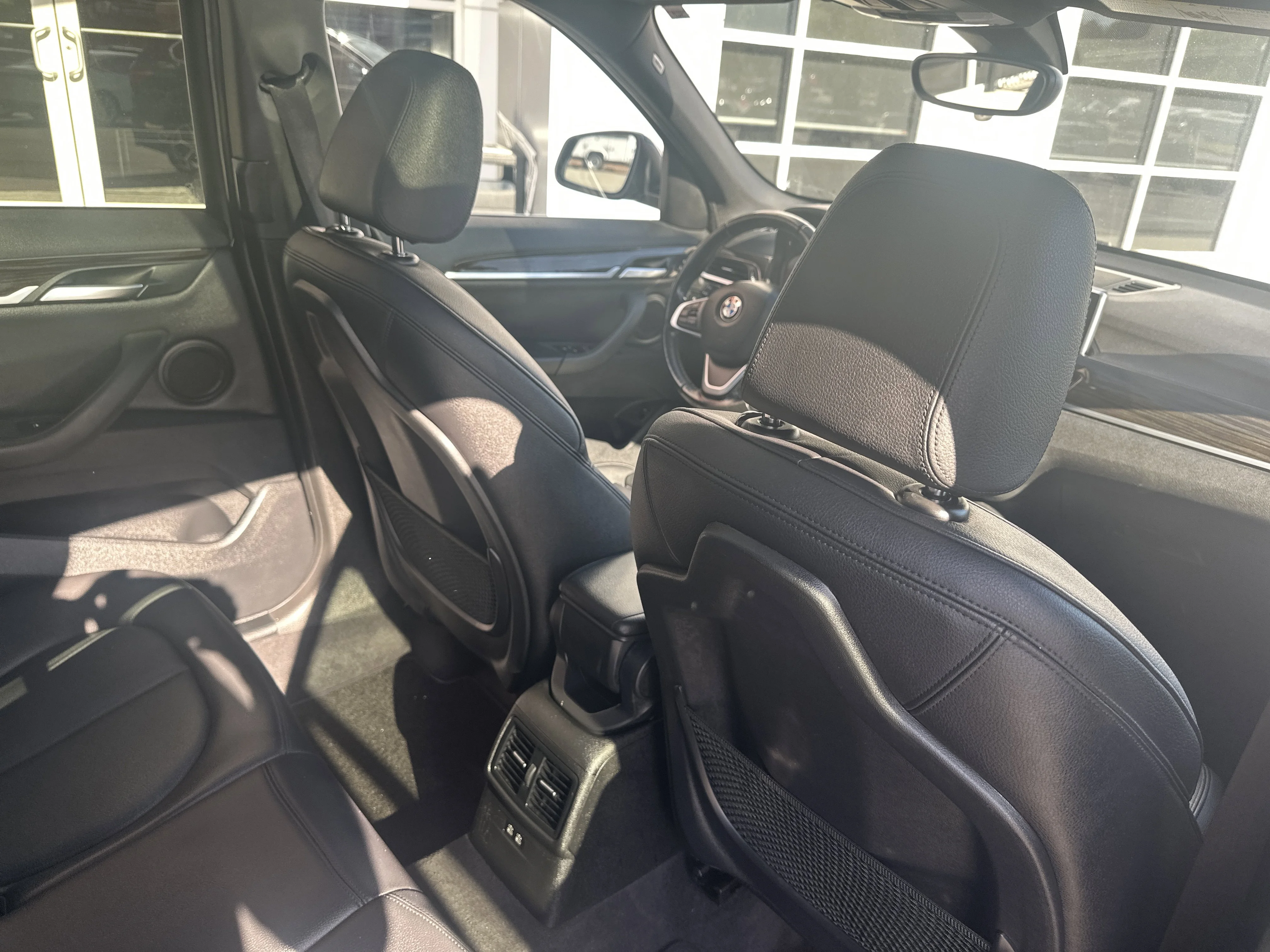 Used 2019 Black Sapphire Metallic BMW xDrive28i image 30