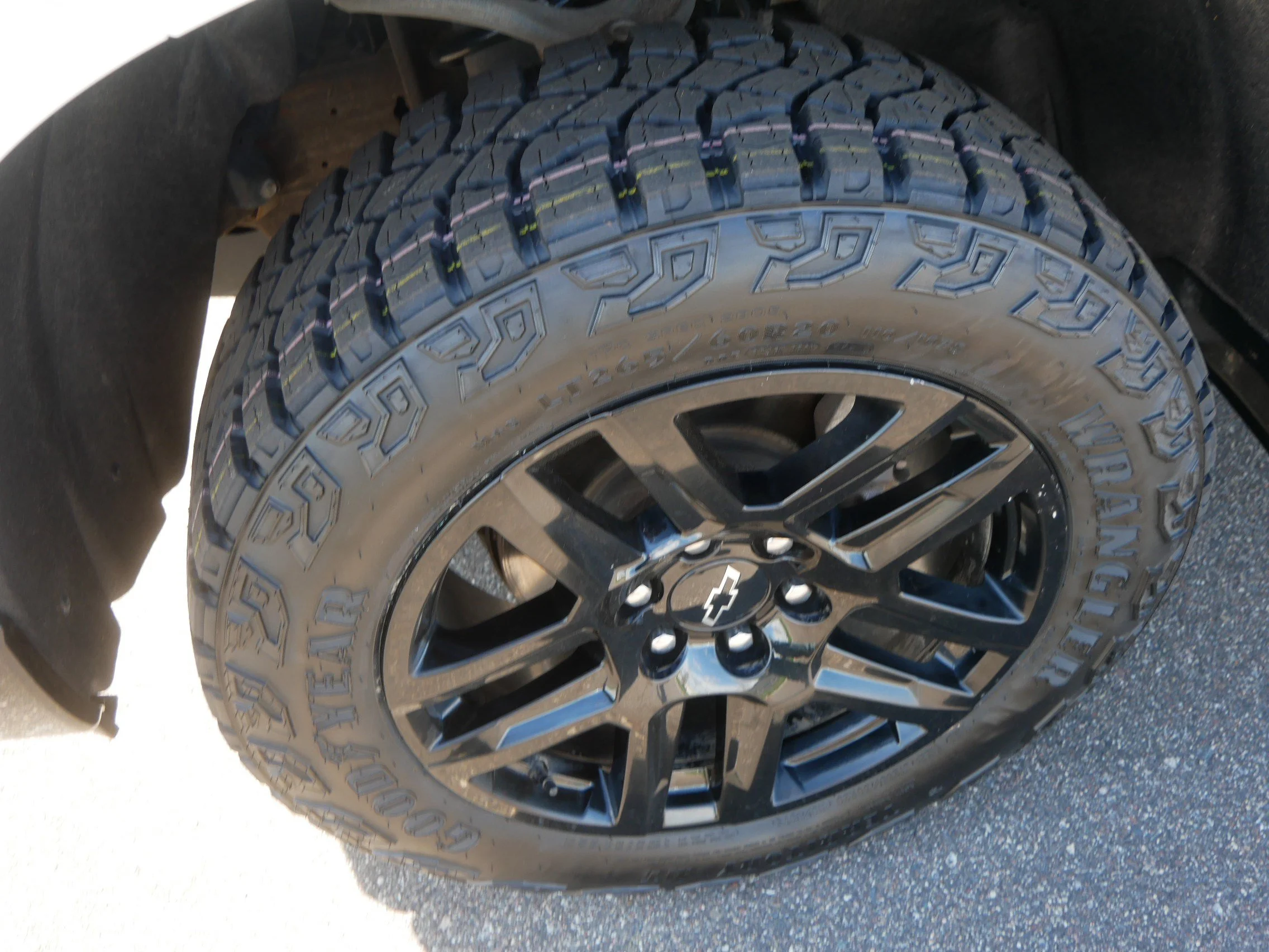 Used 2023 Summit White Chevrolet LT Trail Boss image 16