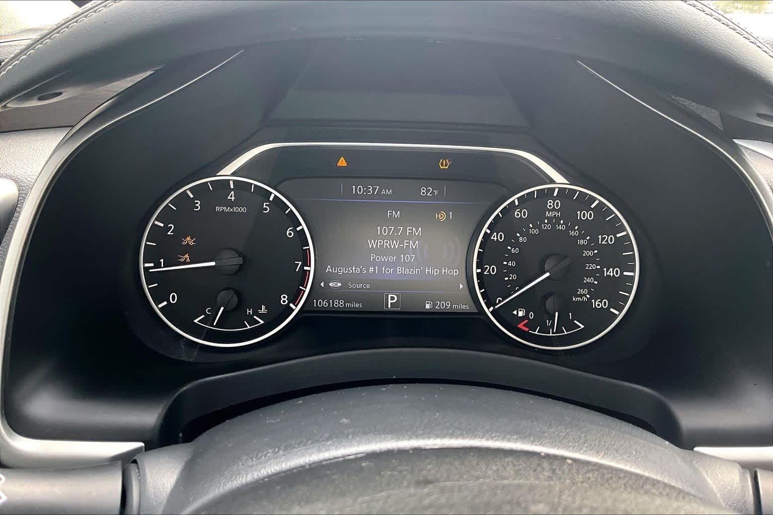 Used 2019 Pearl White Tricoat Nissan Platinum image 26