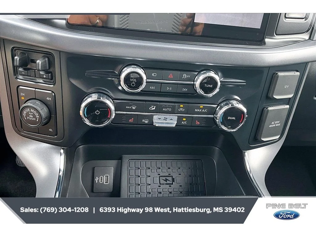 New 2026 Iconic Silver Metallic Ford XLT image 24