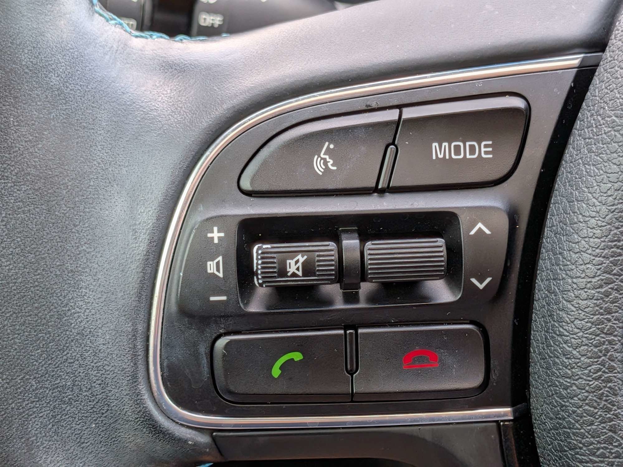 Used 2017 Metal Stream Kia Touring image 32