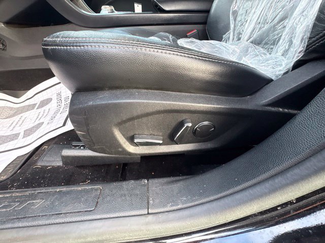Used 2019 Agate Black Ford SE image 8