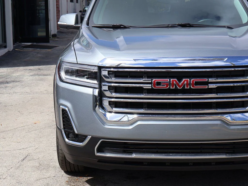 Used 2023 Silver GMC SLT image 14