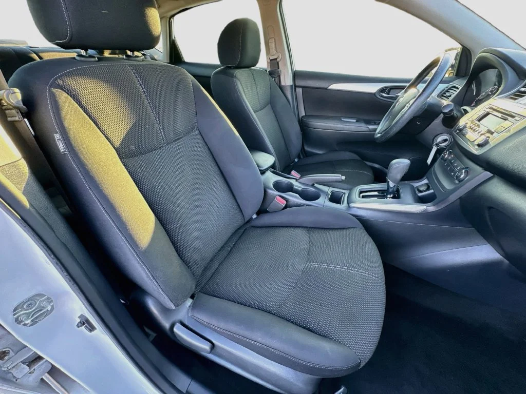 Used 2017 White Nissan S image 30