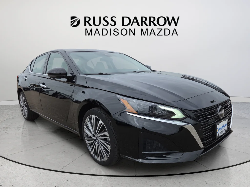 Used 2024 Black Nissan 2.5 SL image 7
