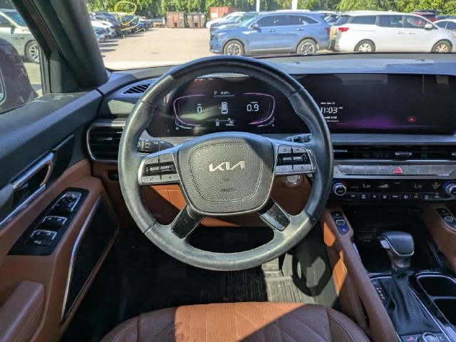 Used 2024 Red Kia EX X-Line image 11