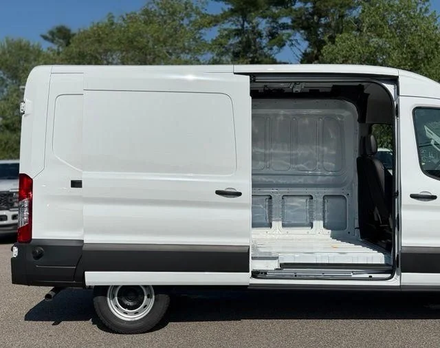 New 2026 Oxford White Ford Cargo Van image 3