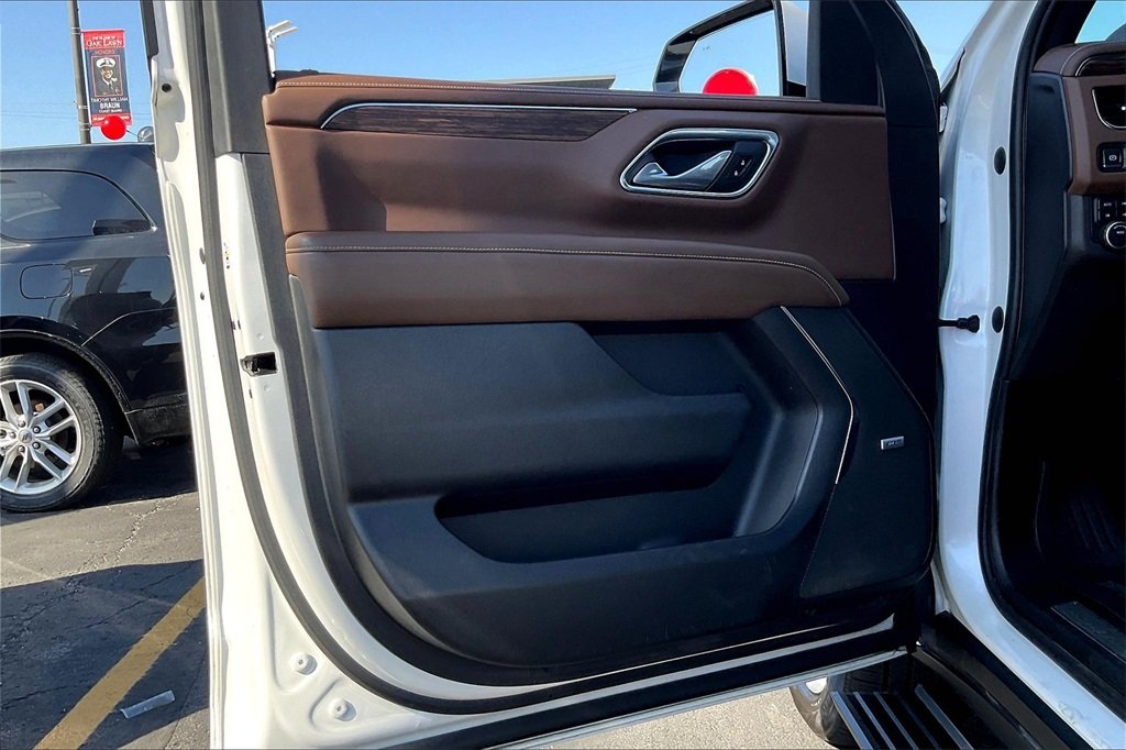 2022 CHEVROLET SUBURBAN - Image 21