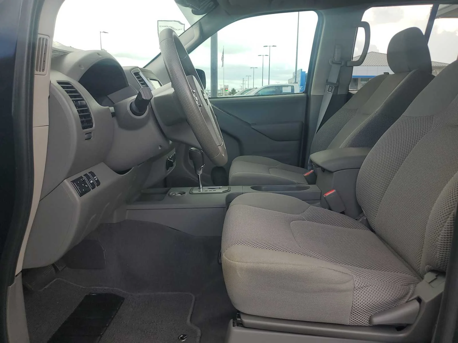 Used 2020  Nissan SV image 20