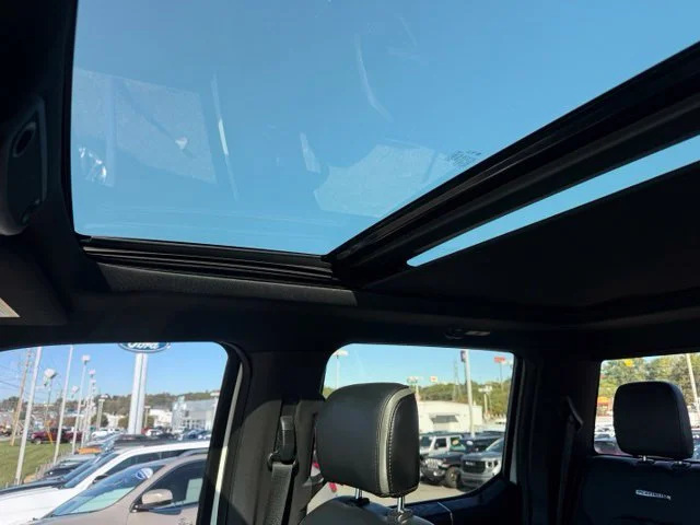 Used 2018 White Ford Platinum image 31