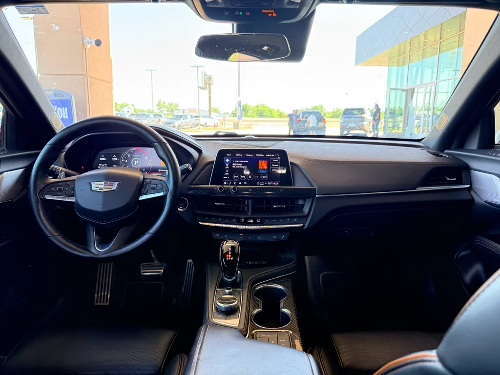 Used 2021 Velocity Red Cadillac V-Series image 14