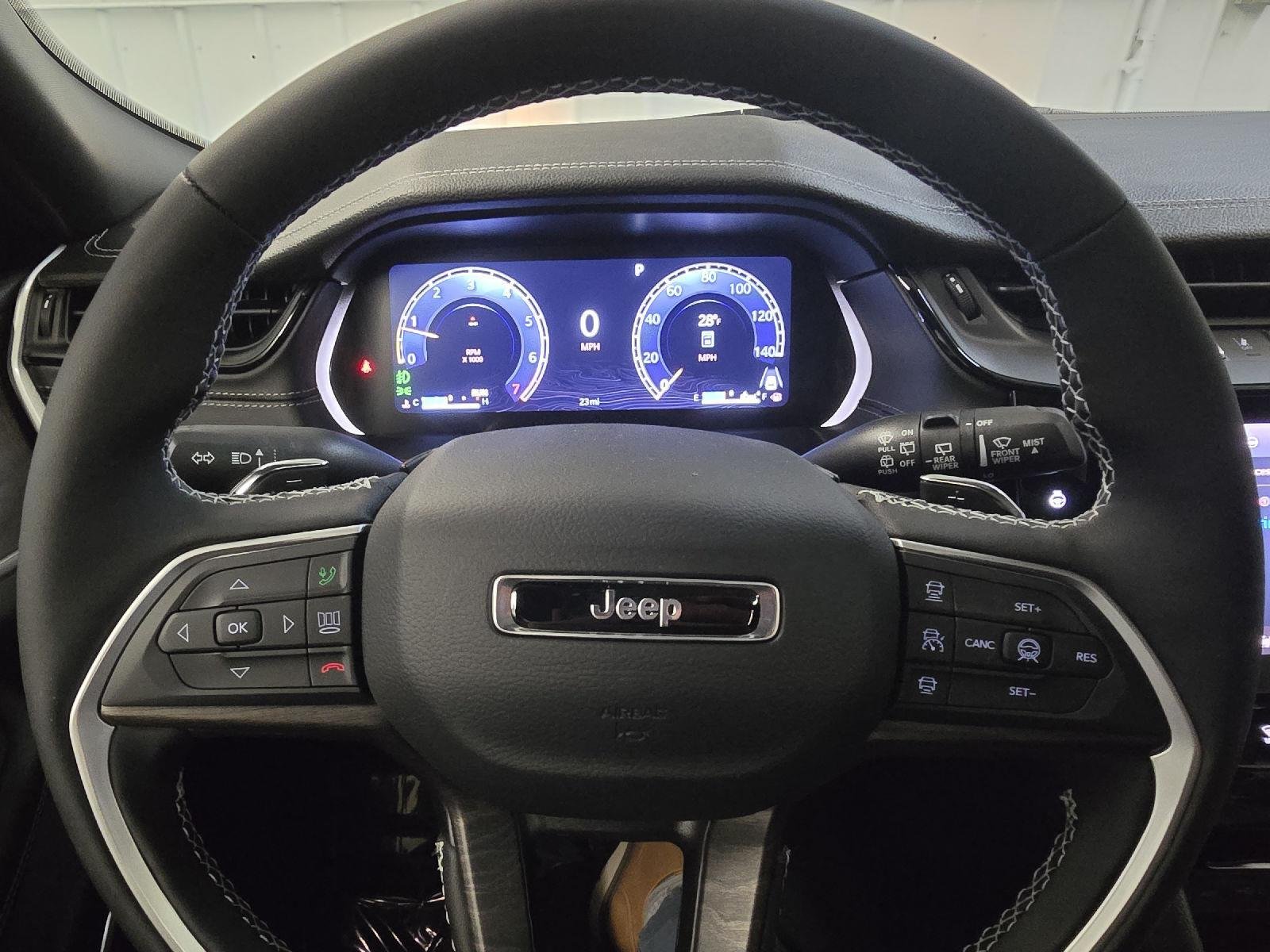 New 2026 Steel Blue Exterior Paint Jeep Limited image 25