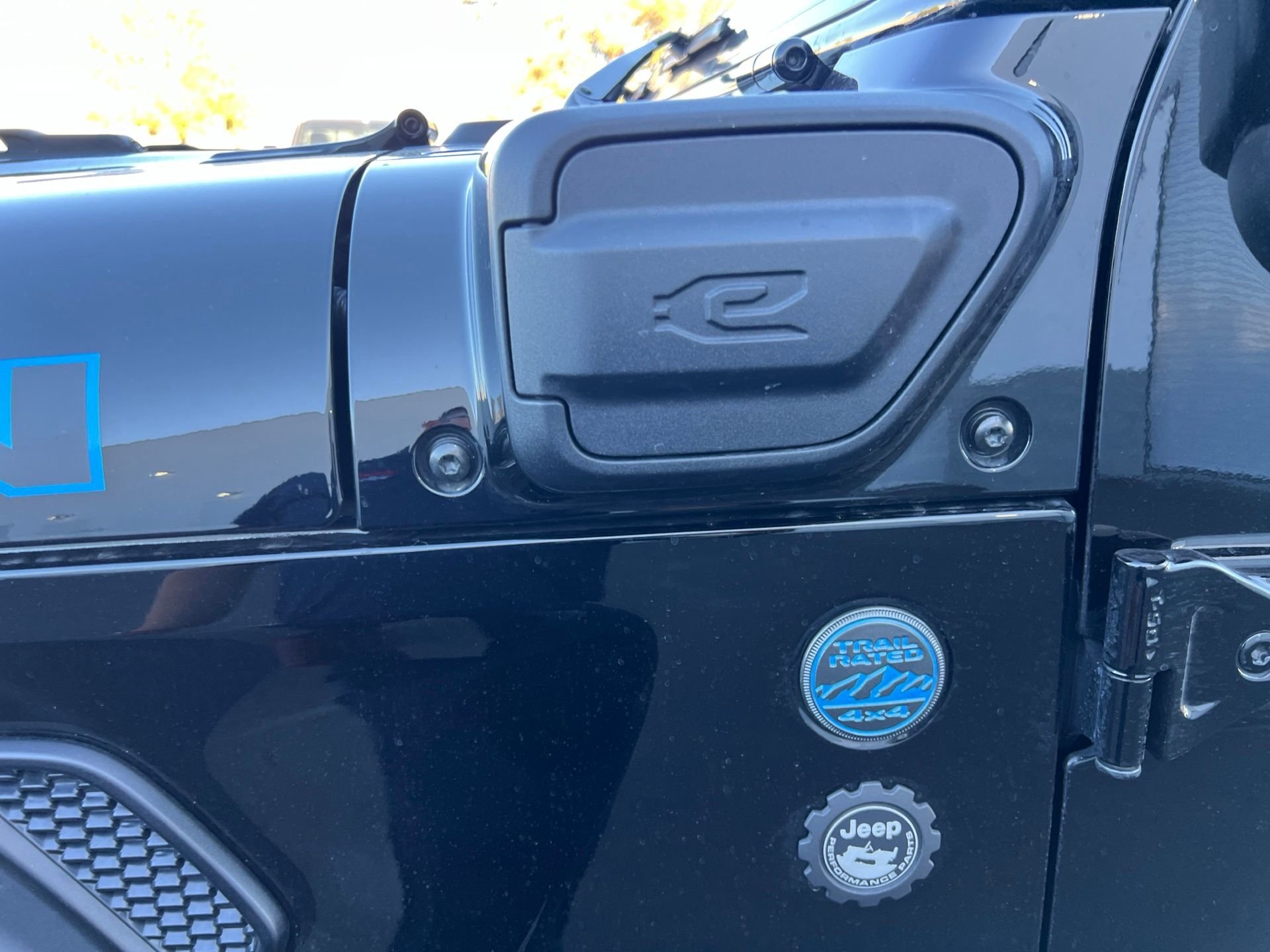 Used 2022 Black Jeep Unlimited Rubicon 4xe image 10