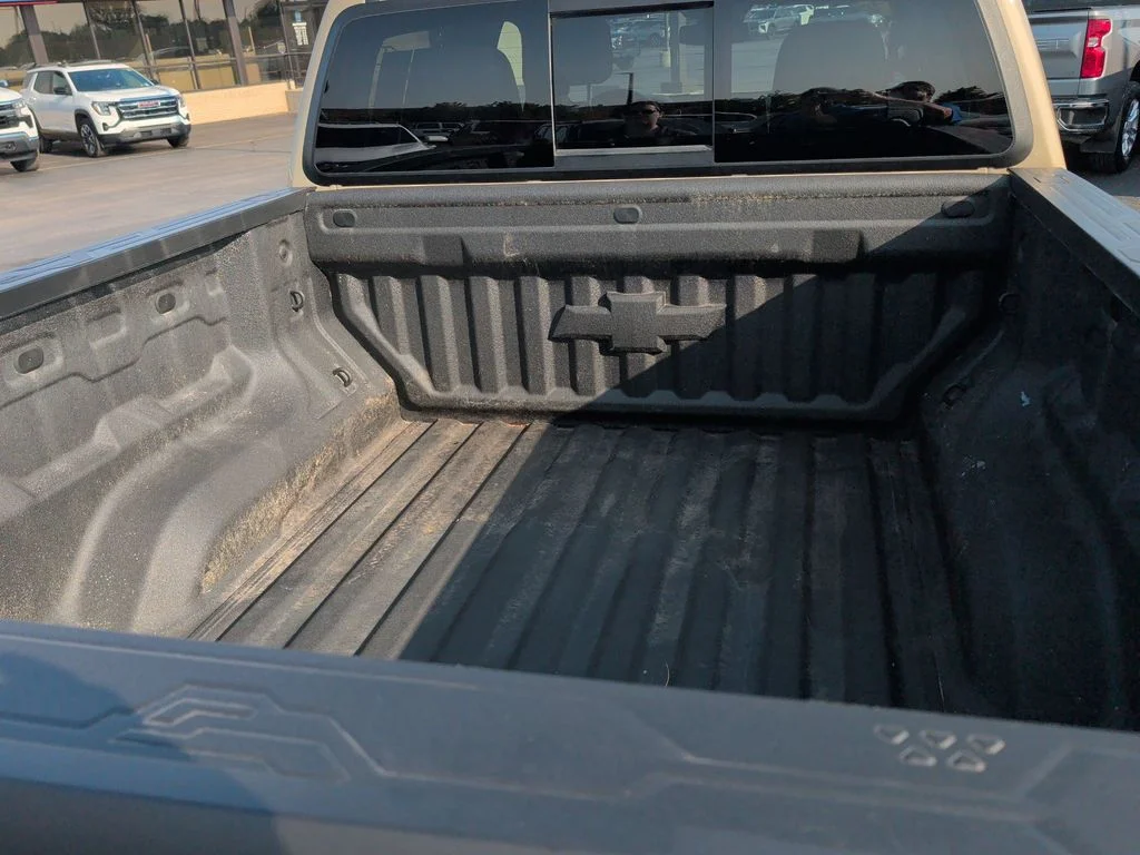 Used 2023 Sand Dune Metallic Chevrolet Z71 image 36