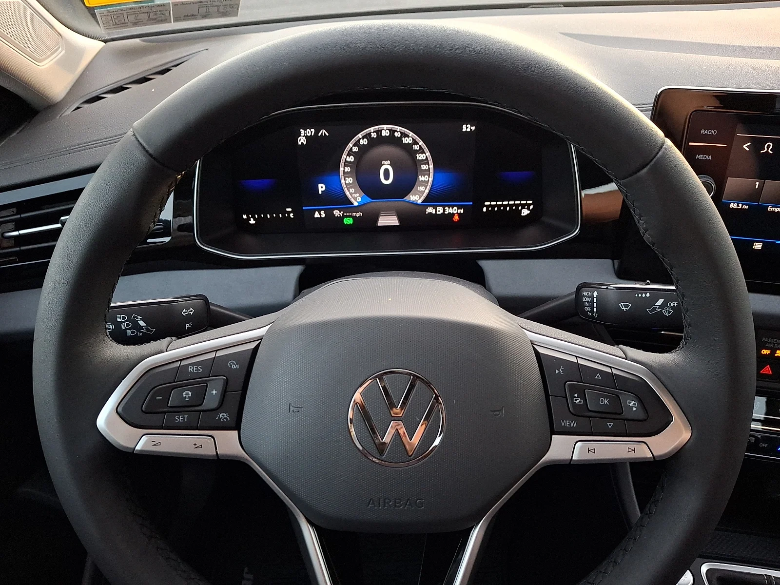 2026 Volkswagen Jetta SE - Photo 10