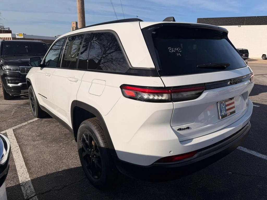 New 2026 White Jeep Altitude image 13