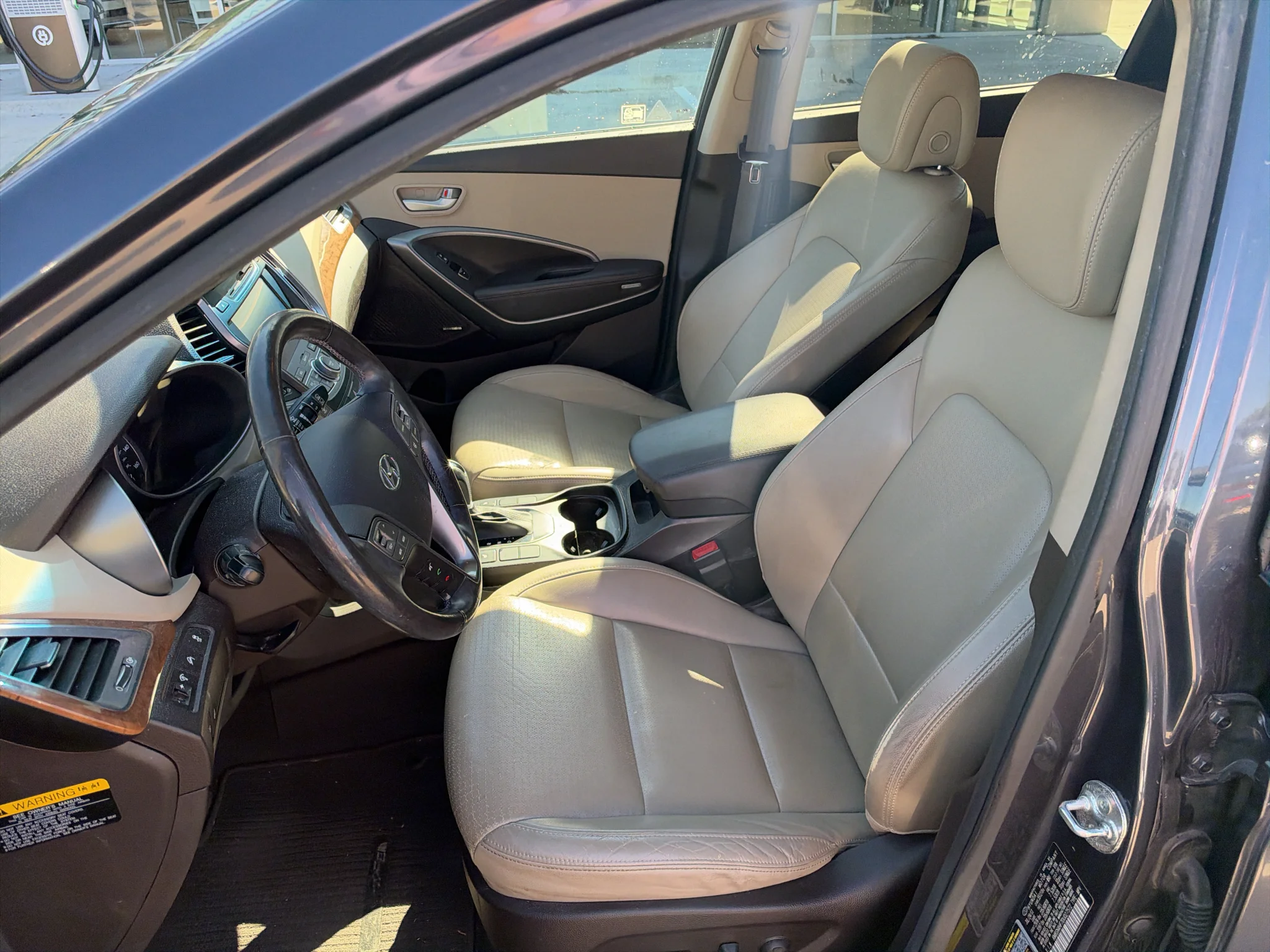 Used 2013 Crystalline Blue Pearl Hyundai GLS image 10