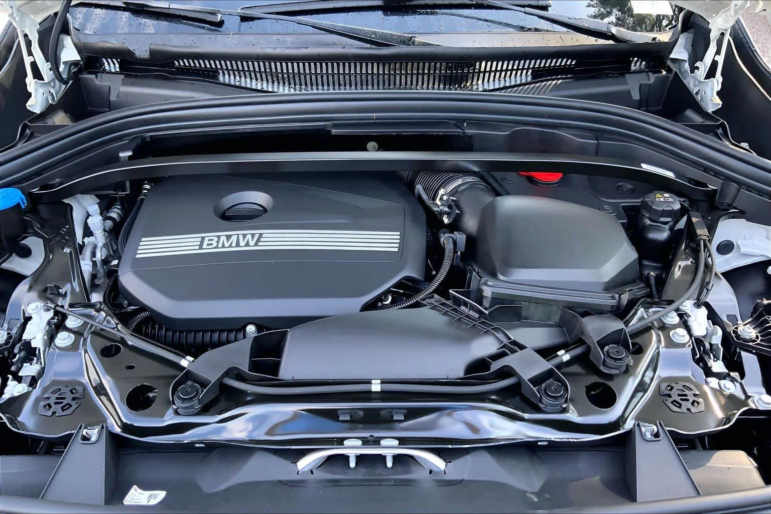 New 2027 Alpine White BMW xDrive28i image 16
