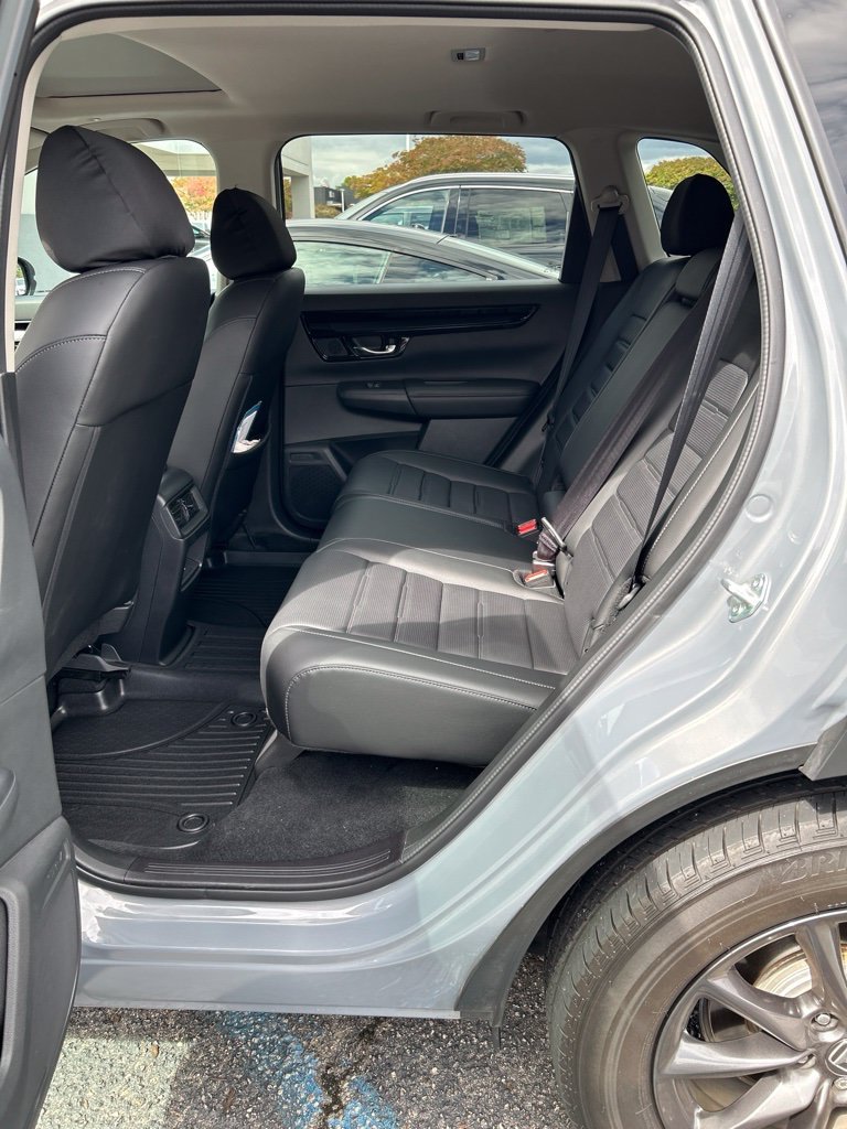 Used 2026 Silver Honda EX-L image 10