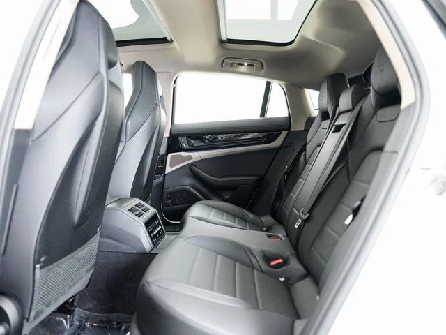 Certified Used 2024  Porsche 4 image 24