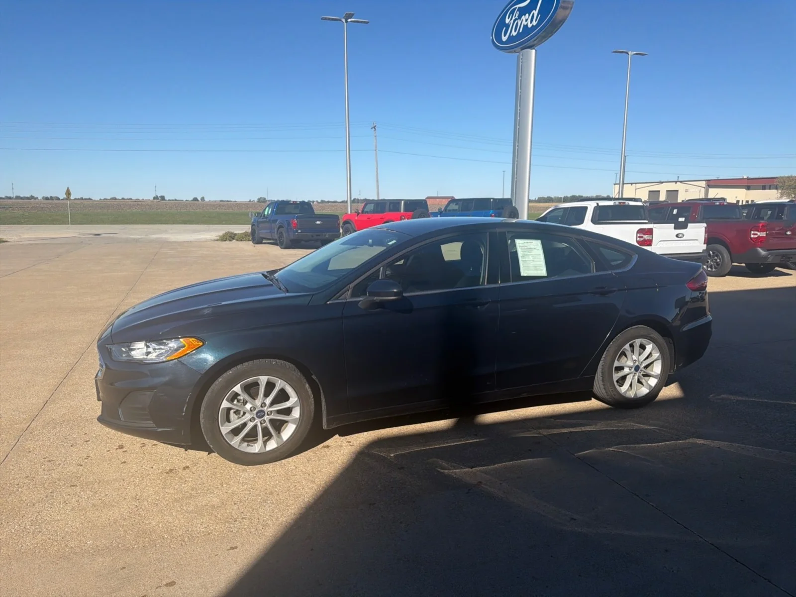 Used 2020 Alto Blue Metallic Tinted Clearcoat Ford SE image 4