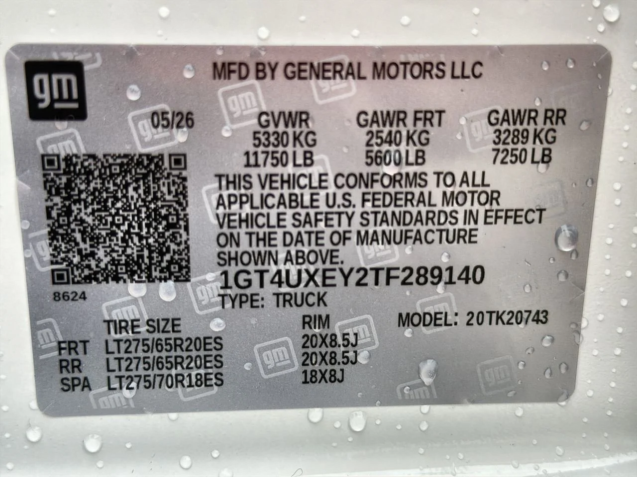 New 2026 Summit White GMC Denali Ultimate image 29