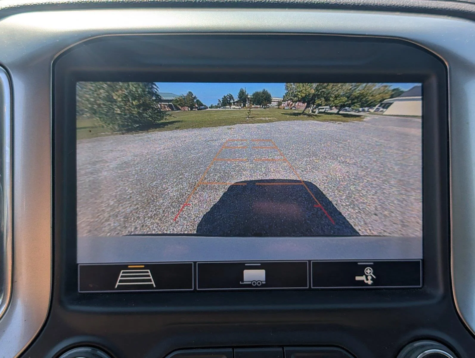Used 2020 SUMMIT WHITE Chevrolet LT Trail Boss image 23