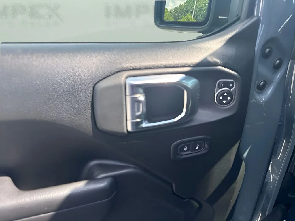 Used 2025 Gray Jeep Sport S image 22