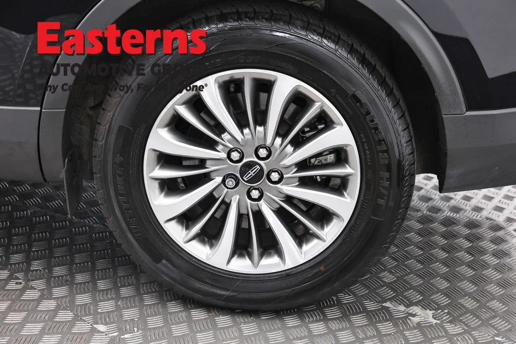 Used 2022 Black Lincoln Standard image 33