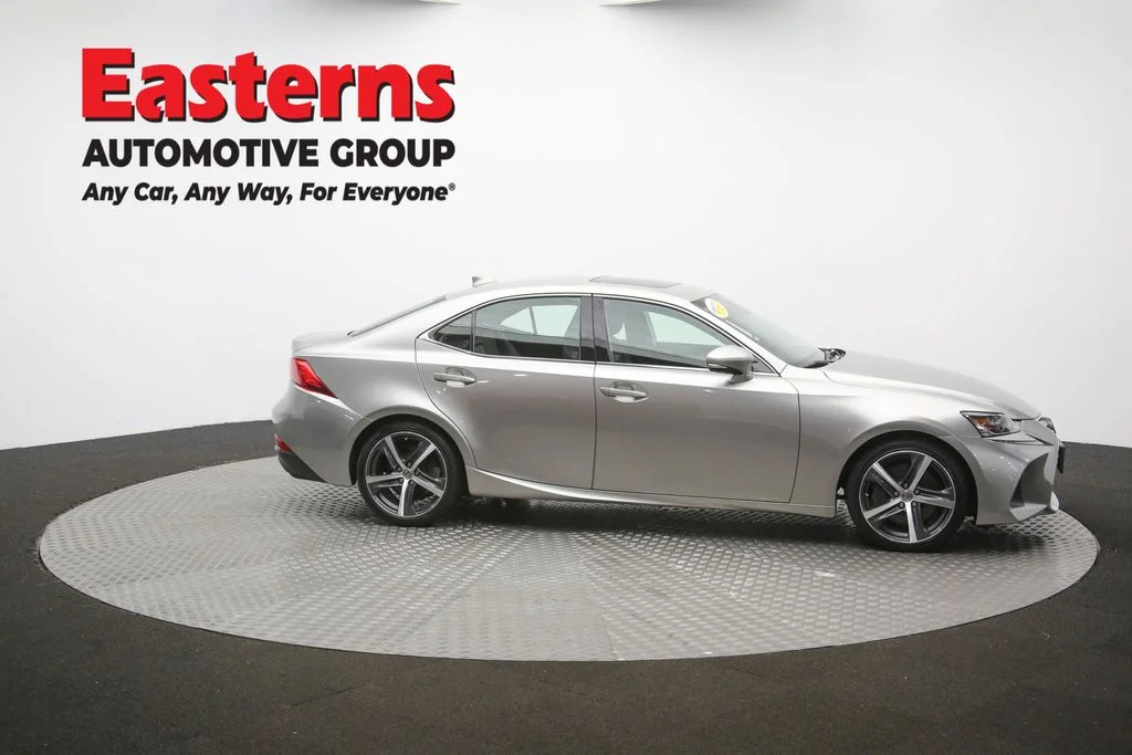 Used 2019 Silver Lexus 300 image 48