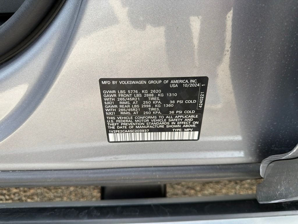 Used 2025 Gray Volkswagen 2.0T SEL Premium R-Line image 42