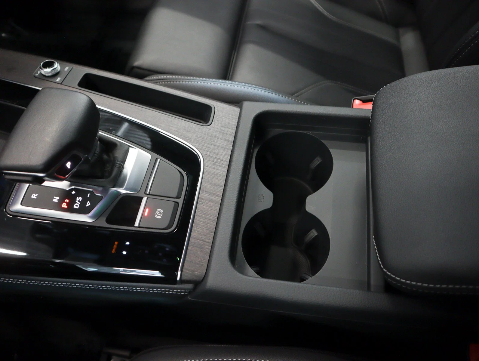 Used 2025 Mythos Black Metallic Audi S line Premium Plus image 26