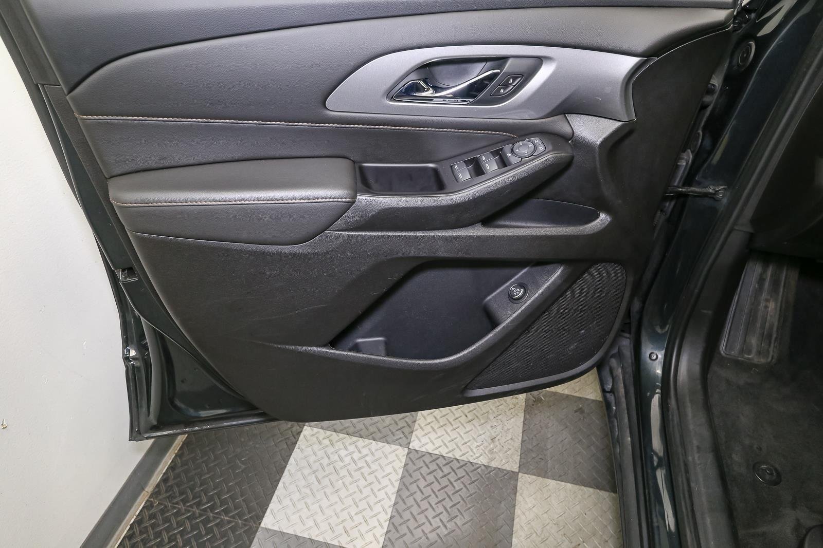 Used 2020 Graphite Metallic Chevrolet LT Cloth image 42