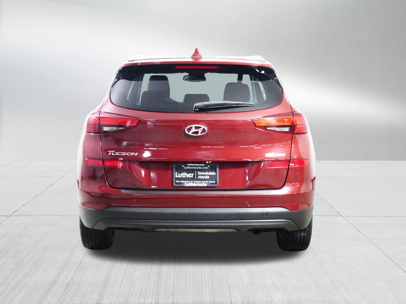 Used 2019 Gemstone Red Hyundai Value image 6