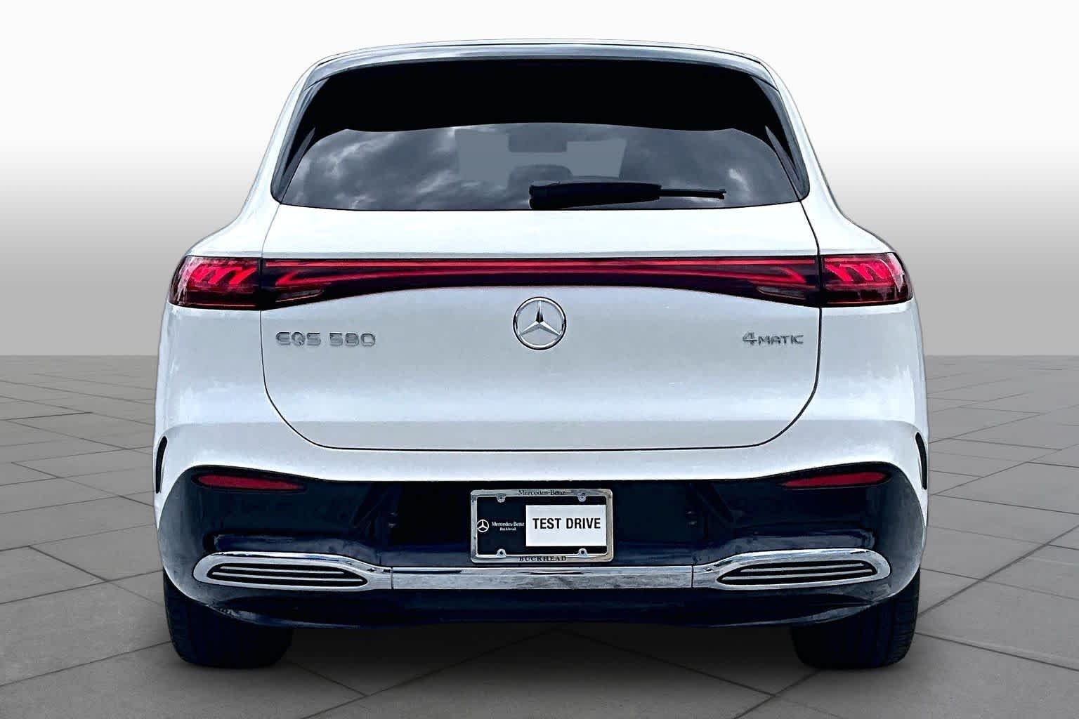 Certified Used 2023 MANUFAKTUR Diamond White Mercedes-Benz EQS 580 image 4