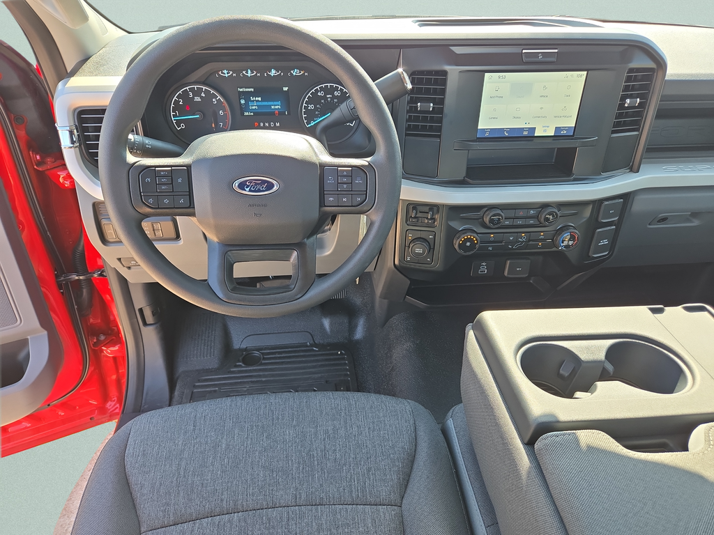 2026 Ford F-350 Super Duty XL - Photo 9
